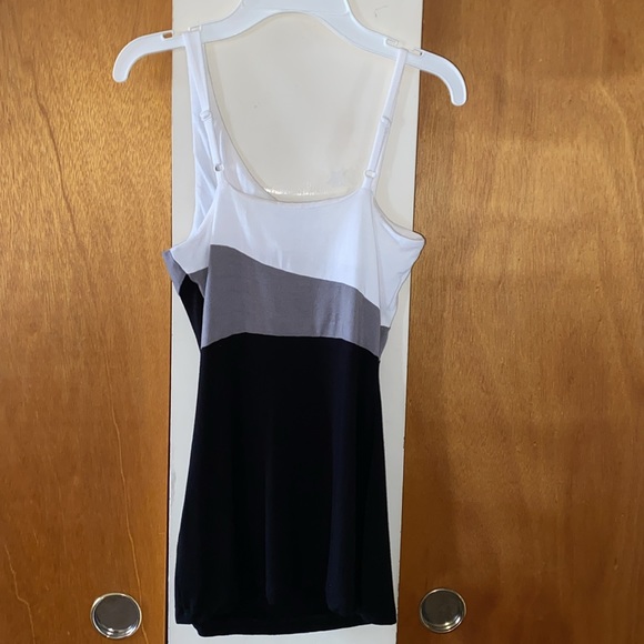 🩶🤍🖤EUC BEBE Top - Picture 5 of 6